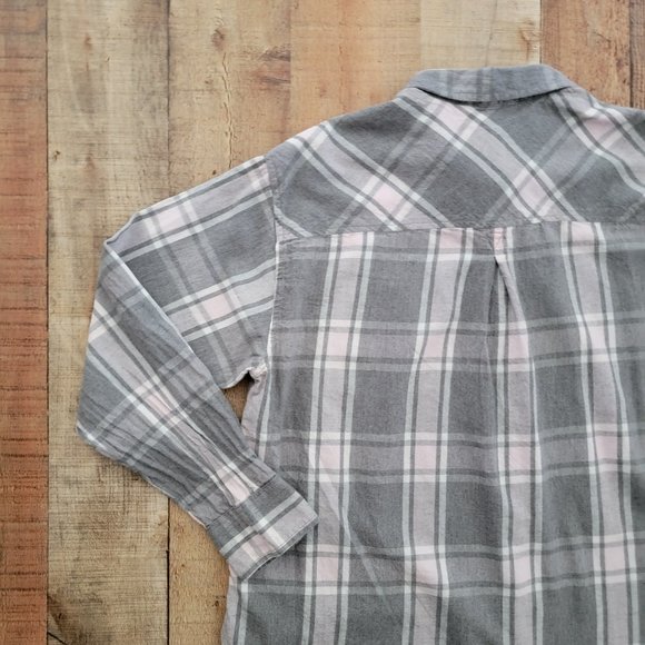 Time and Tru Gray and Pink Plaid Flannel Button Down Large - Picture 9 of 16